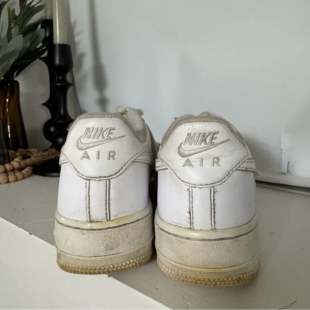 Women’s Air Force 1 Nike Sneakers Size 8 - Picture 5 of 7